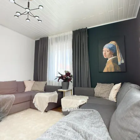 Apartment M-Style 01 Apartment mit Terrasse und Gasgrill, 24h Self-Check-In, Free Parking, Netflix *