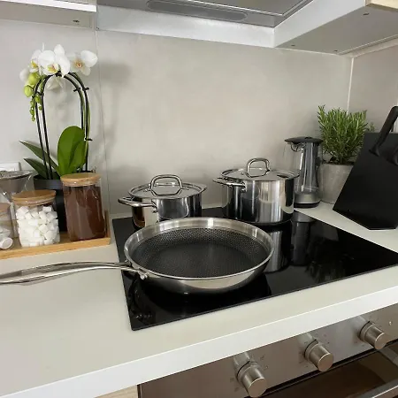 M-Style 01 Apartment mit Terrasse und Gasgrill, 24h Self-Check-In, Free Parking, Netflix Nürnberg